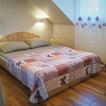 E&M Bed and Breakfast Mikołajki Exterior foto