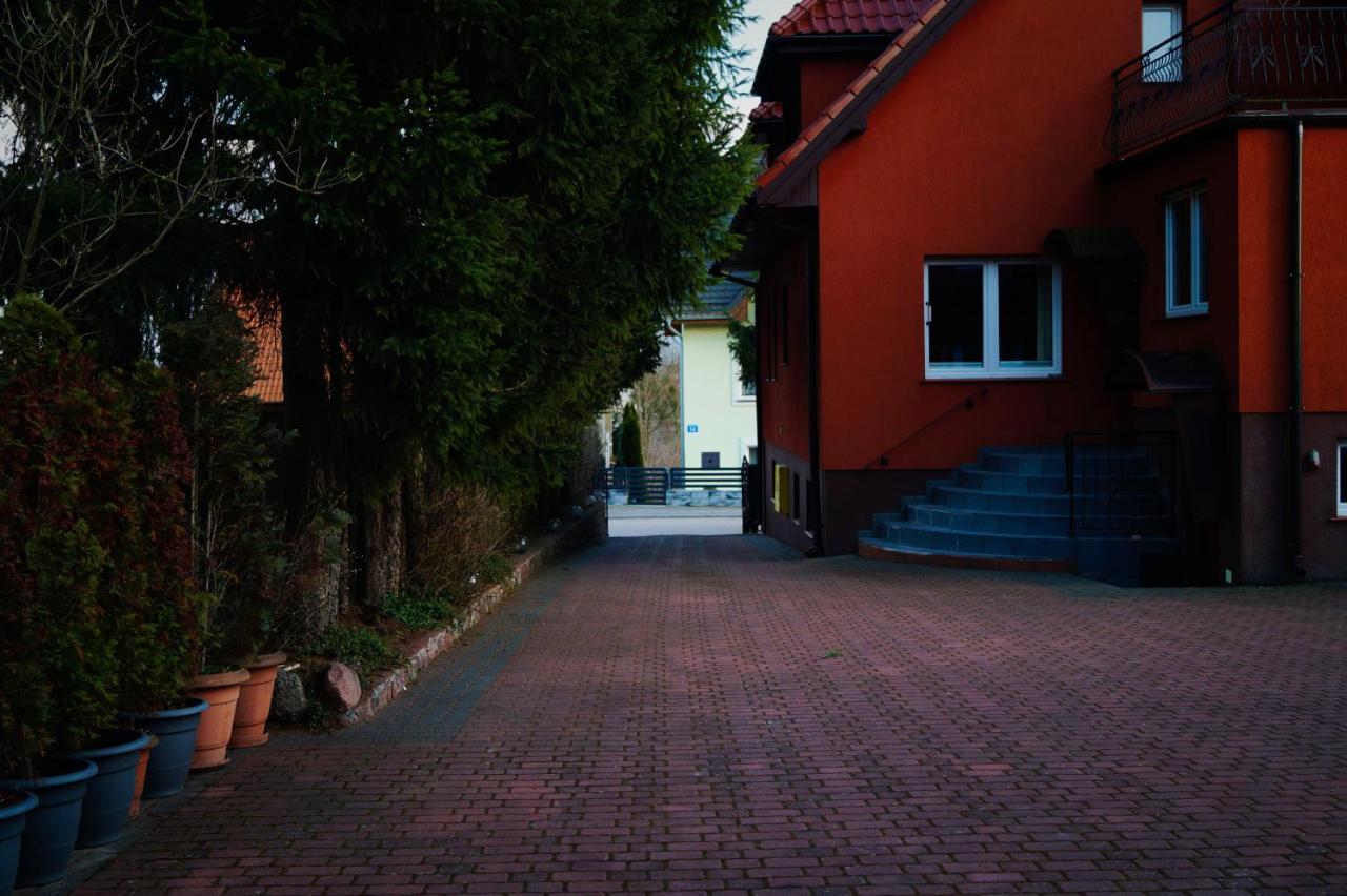 E&M Bed and Breakfast Mikołajki Exterior foto